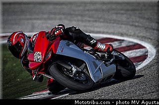 mv_agusta_2013_f3_800_0013.jpg