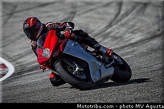 mv_agusta_2013_f3_800_0015.jpg