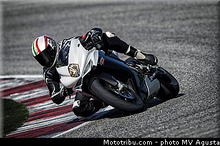 mv_agusta_2013_f3_800_0016.jpg