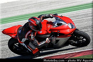 mv_agusta_2013_f3_800_0036.jpg