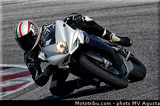 mv_agusta_2013_f3_800_0039.jpg