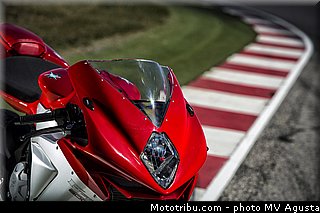 mv_agusta_2013_f3_800_0076.jpg