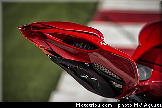 mv_agusta_2013_f3_800_0077.jpg