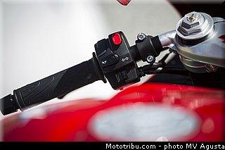 mv_agusta_2013_f3_800_0079.jpg