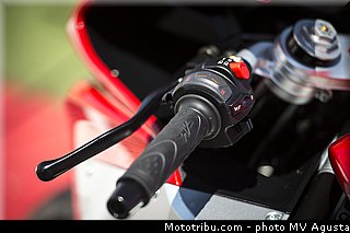 mv_agusta_2013_f3_800_0086.jpg