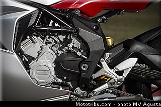 mv_agusta_2013_f3_800_0090.jpg
