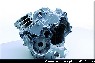mv_agusta_2013_f3_800_0116.jpg
