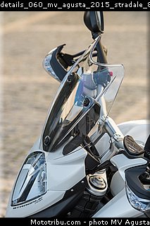 details_060_mv_agusta_2015_stradale_800.jpg