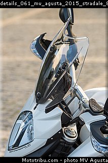 details_061_mv_agusta_2015_stradale_800.jpg