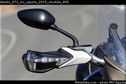 details_072_mv_agusta_2015_stradale_800.jpg