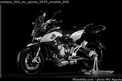 statique_004_mv_agusta_2015_stradale_800.jpg