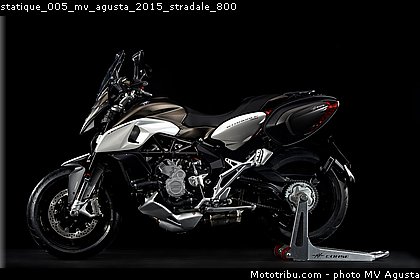 statique_005_mv_agusta_2015_stradale_800.jpg