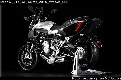 statique_015_mv_agusta_2015_stradale_800.jpg