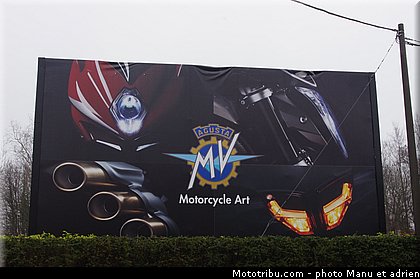 visite_usine_mv_agusta_001.jpg