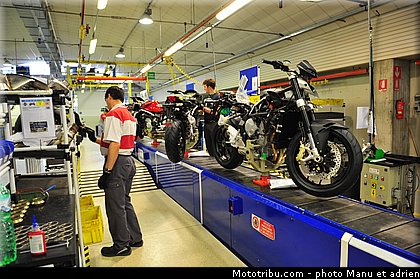 visite_usine_mv_agusta_055.jpg