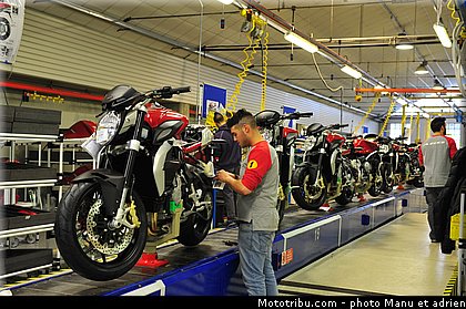 visite_usine_mv_agusta_060.jpg