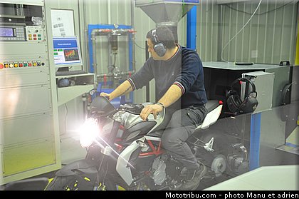 visite_usine_mv_agusta_077.jpg