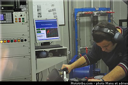 visite_usine_mv_agusta_081.jpg