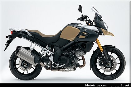 suzuki_2014_v_strom_1000_018.jpg