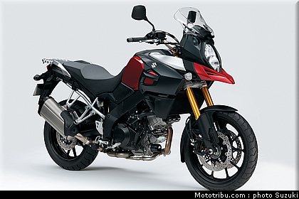 suzuki_2014_v_strom_1000_023.jpg