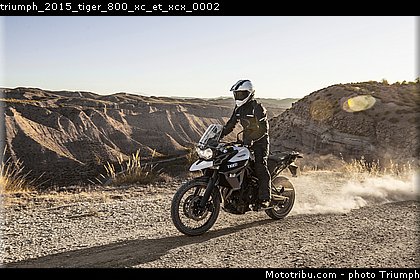 triumph_2015_tiger_800_xc_et_xcx_0002.jpg