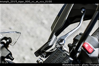 triumph_2015_tiger_800_xc_et_xcx_0100.jpg