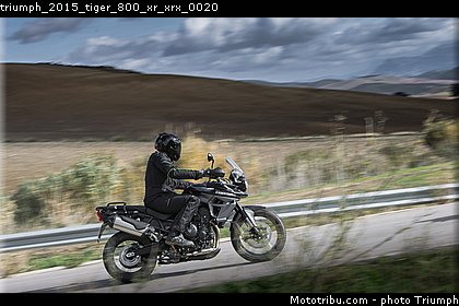 triumph_2015_tiger_800_xr_xrx_0020.jpg