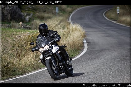 triumph_2015_tiger_800_xr_xrx_0025.jpg