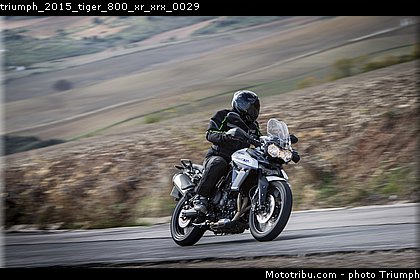 triumph_2015_tiger_800_xr_xrx_0029.jpg