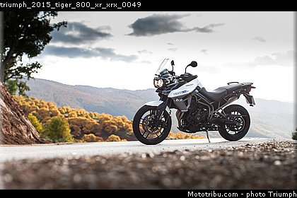triumph_2015_tiger_800_xr_xrx_0049.jpg