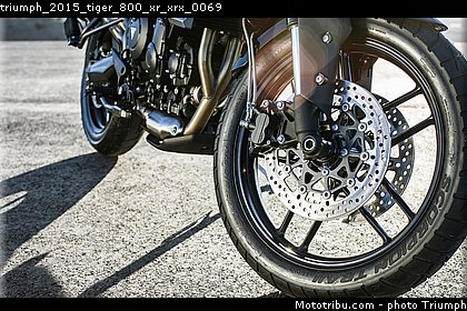 triumph_2015_tiger_800_xr_xrx_0069.jpg
