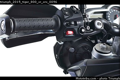 triumph_2015_tiger_800_xr_xrx_0096.jpg