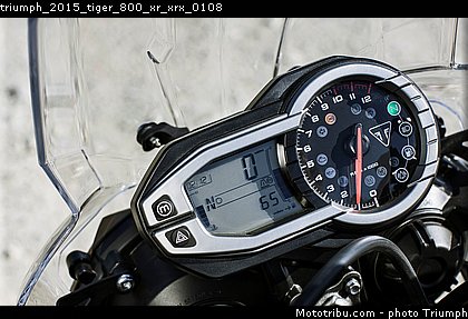 triumph_2015_tiger_800_xr_xrx_0108.jpg