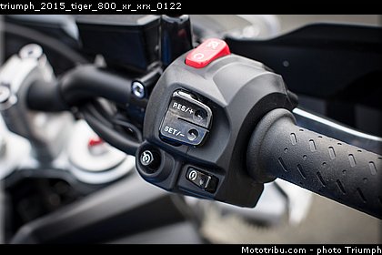 triumph_2015_tiger_800_xr_xrx_0122.jpg