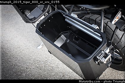 triumph_2015_tiger_800_xr_xrx_0155.jpg