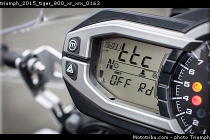 triumph_2015_tiger_800_xr_xrx_0163.jpg