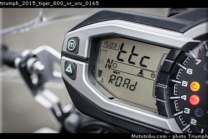 triumph_2015_tiger_800_xr_xrx_0165.jpg