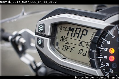 triumph_2015_tiger_800_xr_xrx_0172.jpg