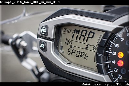 triumph_2015_tiger_800_xr_xrx_0173.jpg