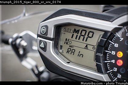 triumph_2015_tiger_800_xr_xrx_0174.jpg