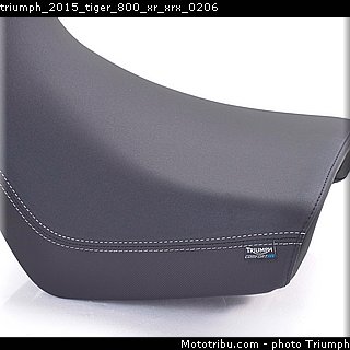 triumph_2015_tiger_800_xr_xrx_0206.jpg