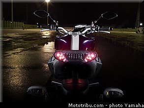 yamaha_2014_mt09_010.jpg