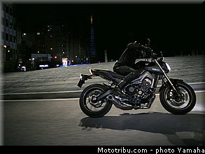 yamaha_2014_mt09_018.jpg