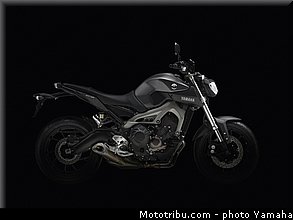 yamaha_2014_mt09_040.jpg