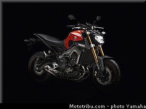 yamaha_2014_mt09_043.jpg