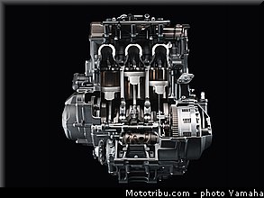 yamaha_2014_mt09_056.jpg