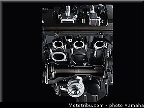 yamaha_2014_mt09_071.jpg
