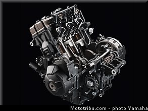 yamaha_2014_mt09_072.jpg