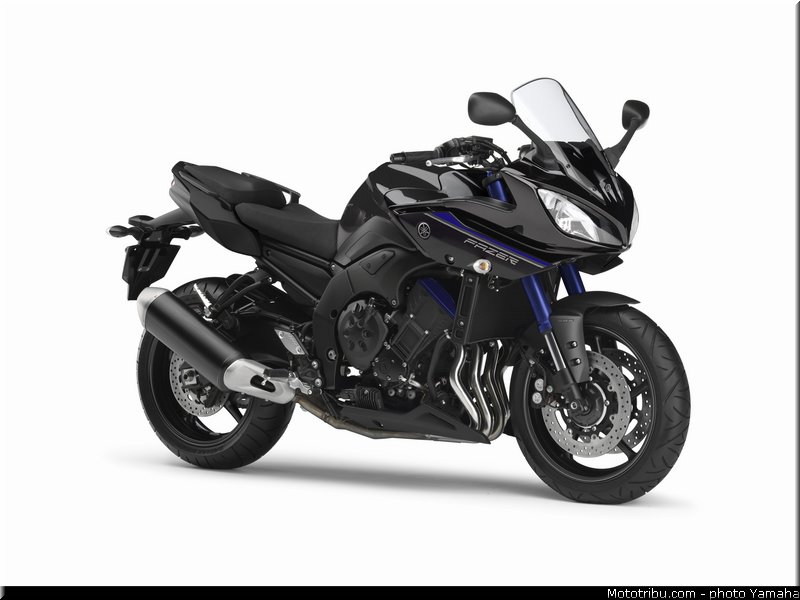 fz8s_yamaha_2014_race_blu