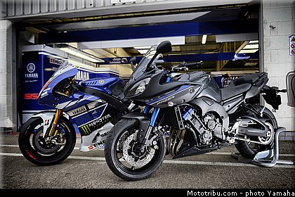 3_yamaha_2014_race_blu.jpg